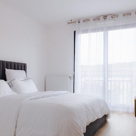 Appartement Luxueux, Neuf & Equipe A Versailles, Saint-Cyr-L'Ecole Ngoại thất bức ảnh