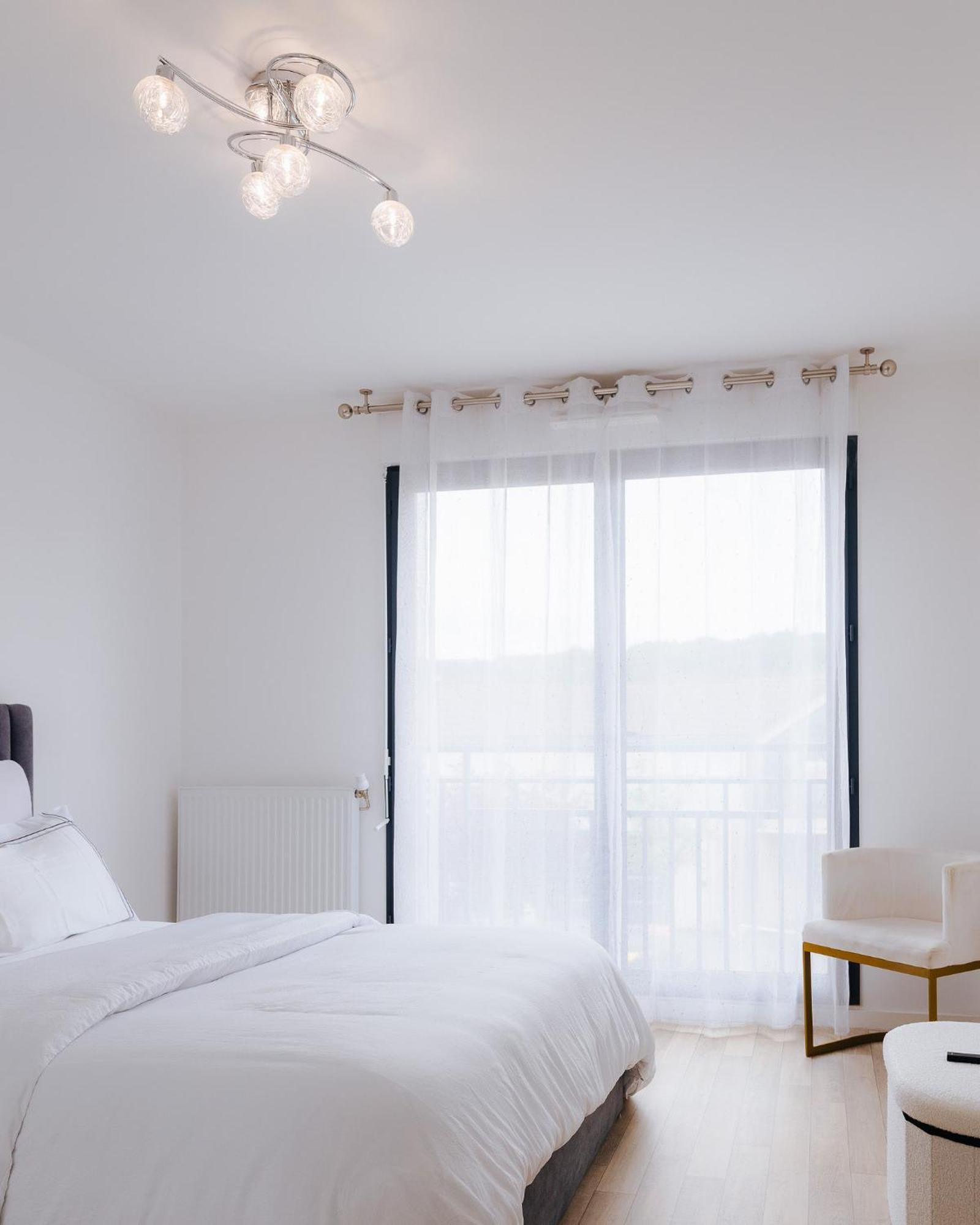Appartement Luxueux, Neuf & Equipe A Versailles, Saint-Cyr-L'Ecole Ngoại thất bức ảnh